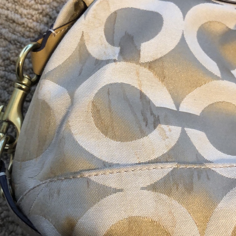 Coach purse - Picture 2 of 7